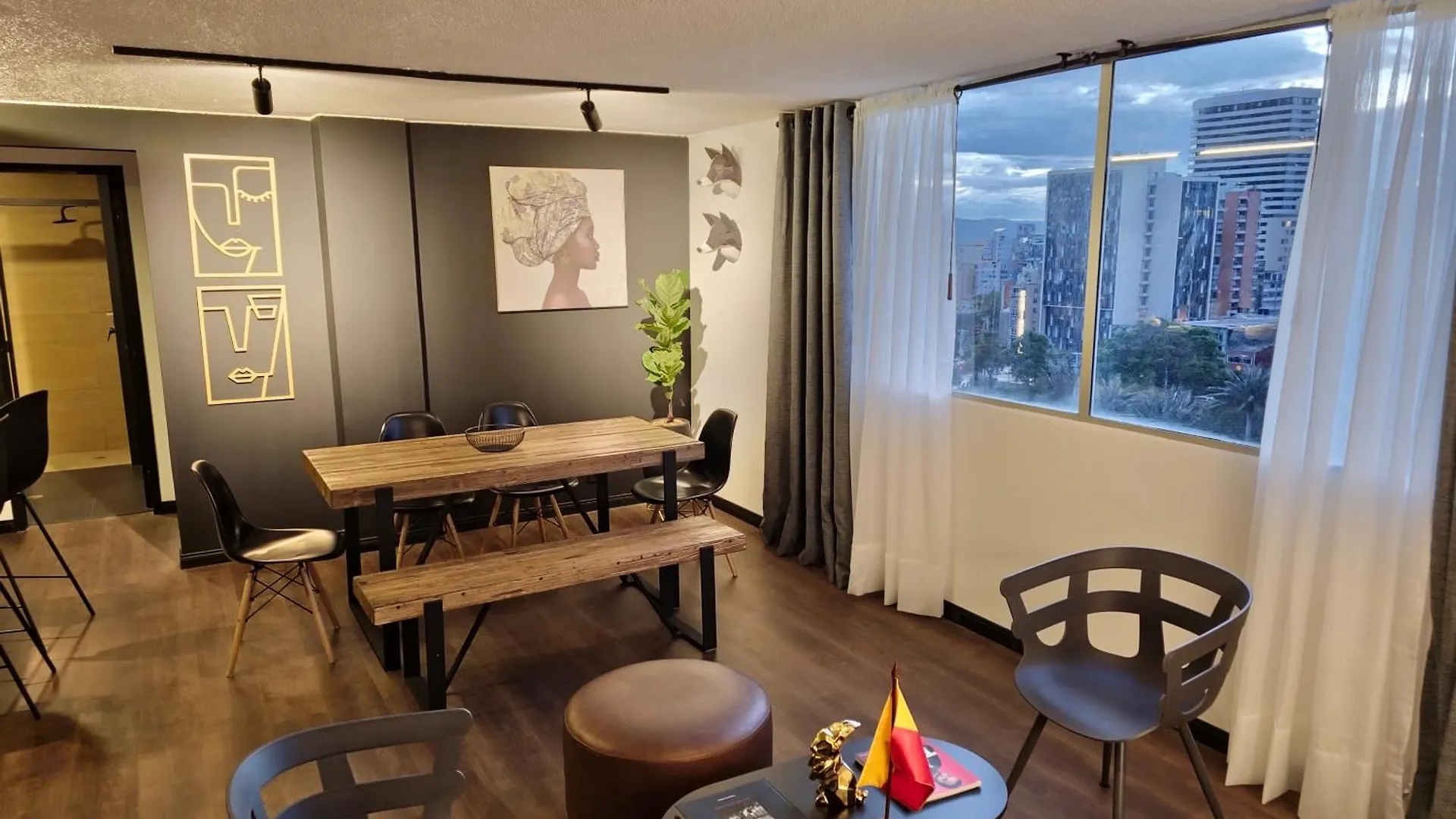 Amplio Y Moderno Apartamento Centro Historico contacts